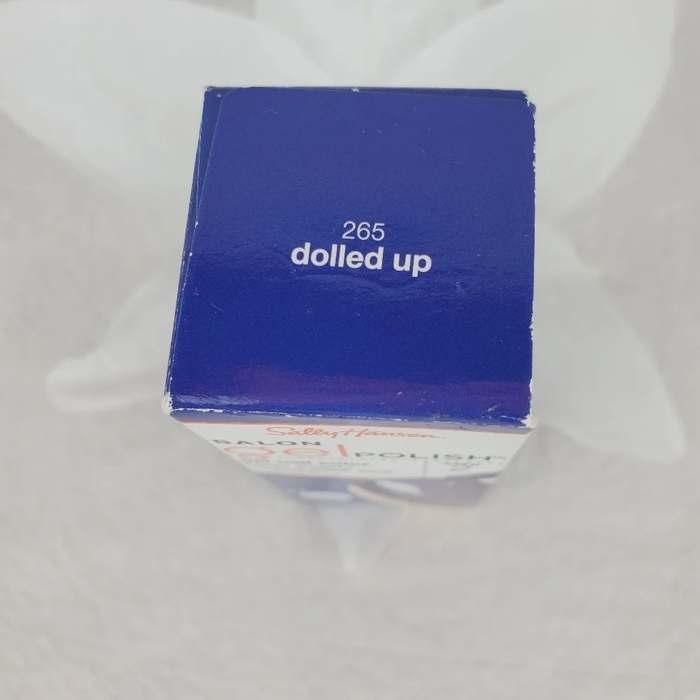 3 FOR $13 🔥Sally Hansen salon gel nail polish color 265 Dolled Up